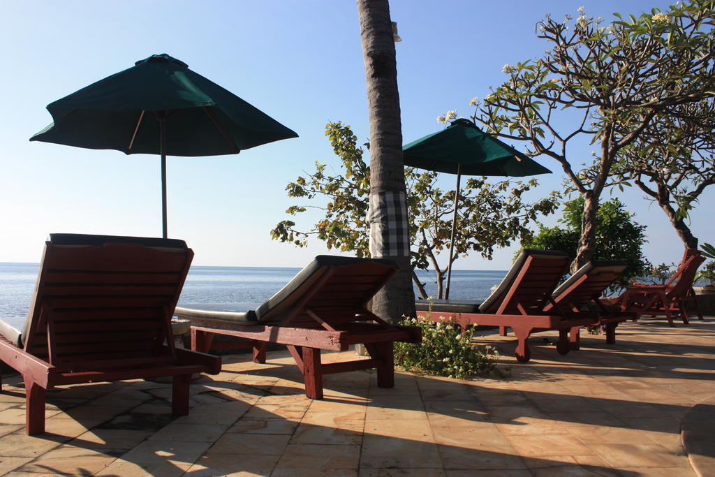 Отель Cleopatra Beach Bungalows Ловина Экстерьер фото