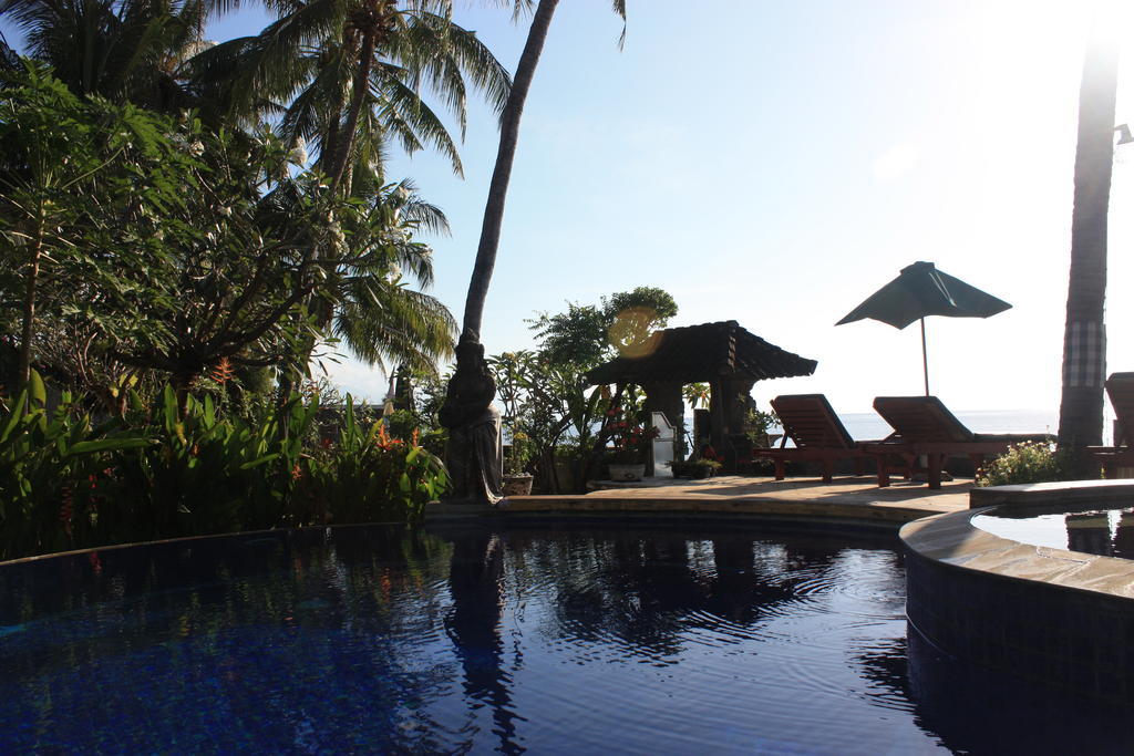 Отель Cleopatra Beach Bungalows Ловина Экстерьер фото